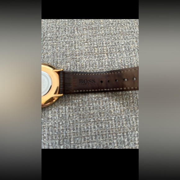 Hugo  Boss brown leather watch - Picture 9 of 14
